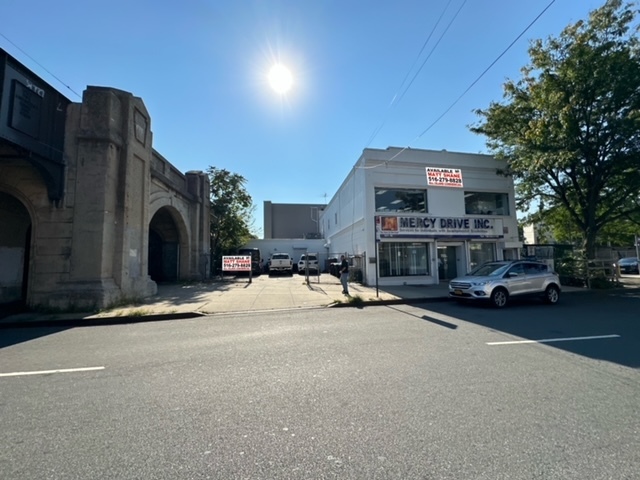 117-10 Hillside Ave, Richmond Hill, NY for Sale