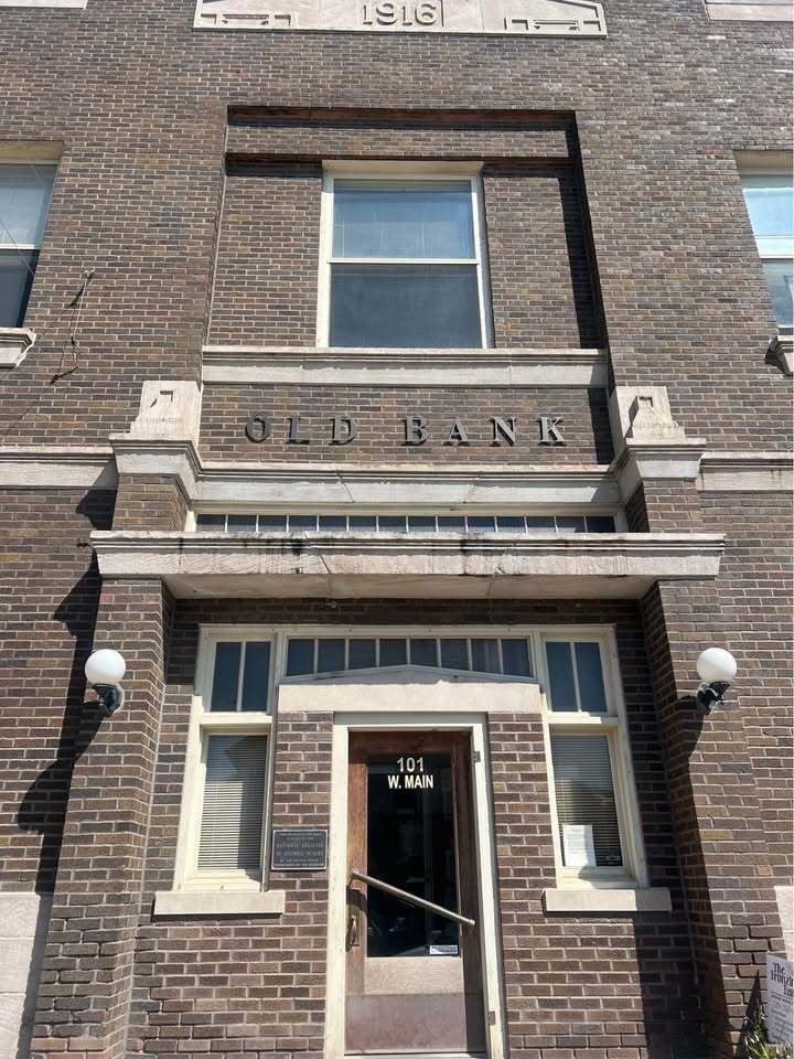101 W Main St, West Branch, IA for Rent