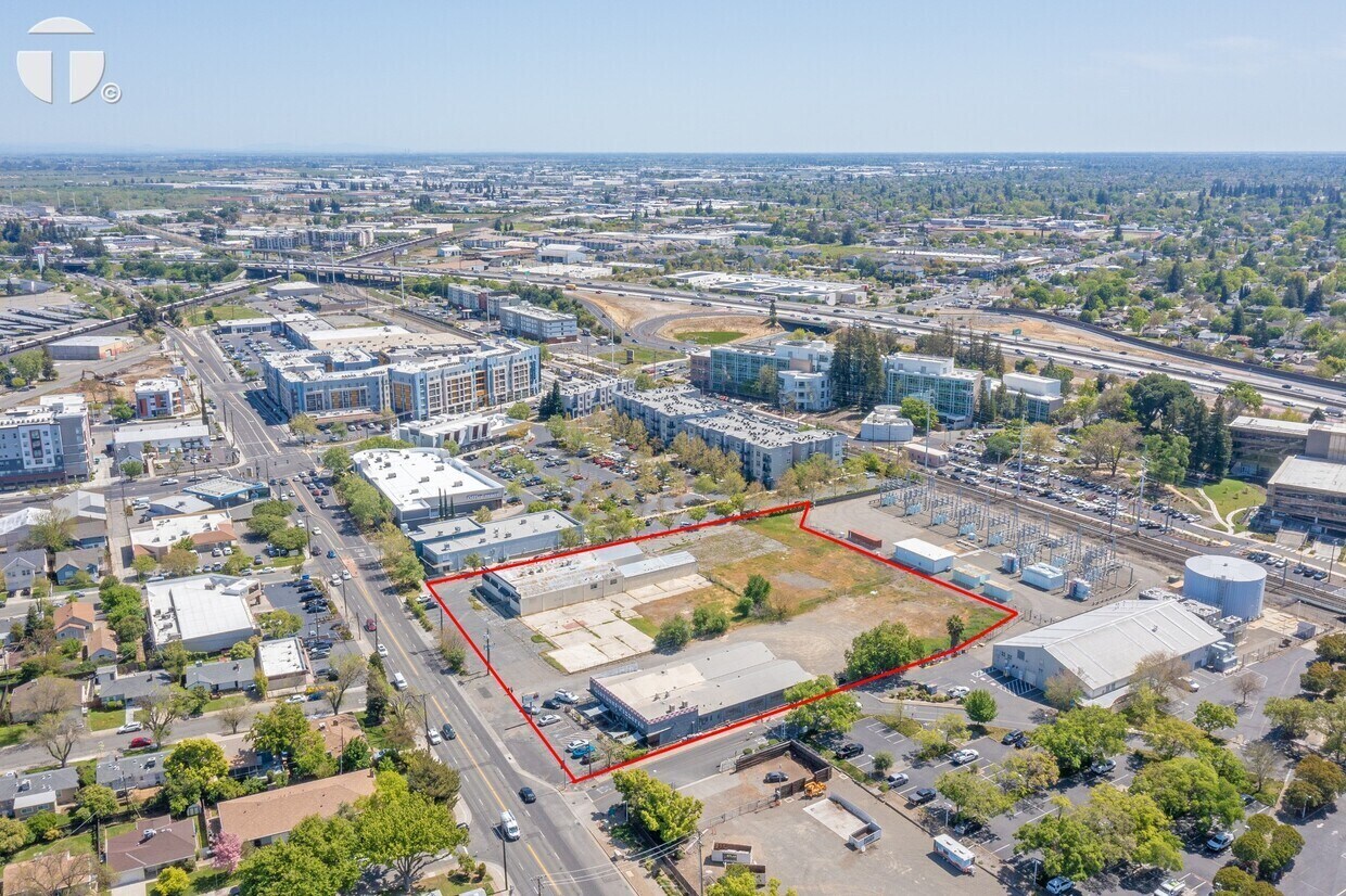 6200-6300 Folsom Blvd, Sacramento, CA for Rent