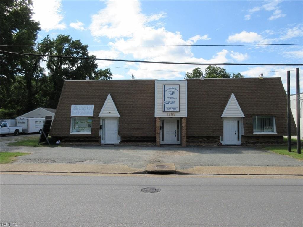 1283 N King St, Hampton, VA for Rent