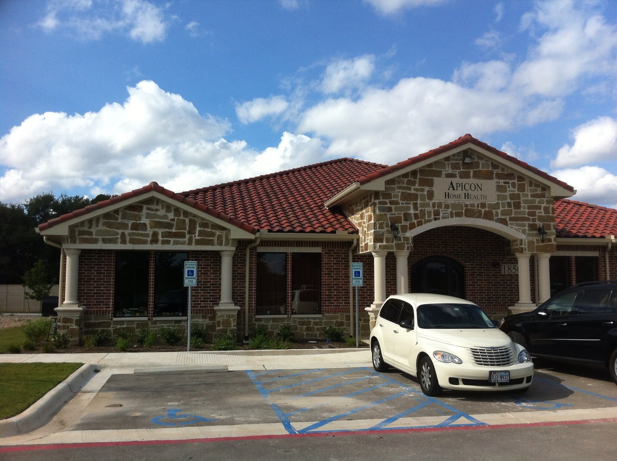 1850 Round Rock Ave, Round Rock, TX for Rent