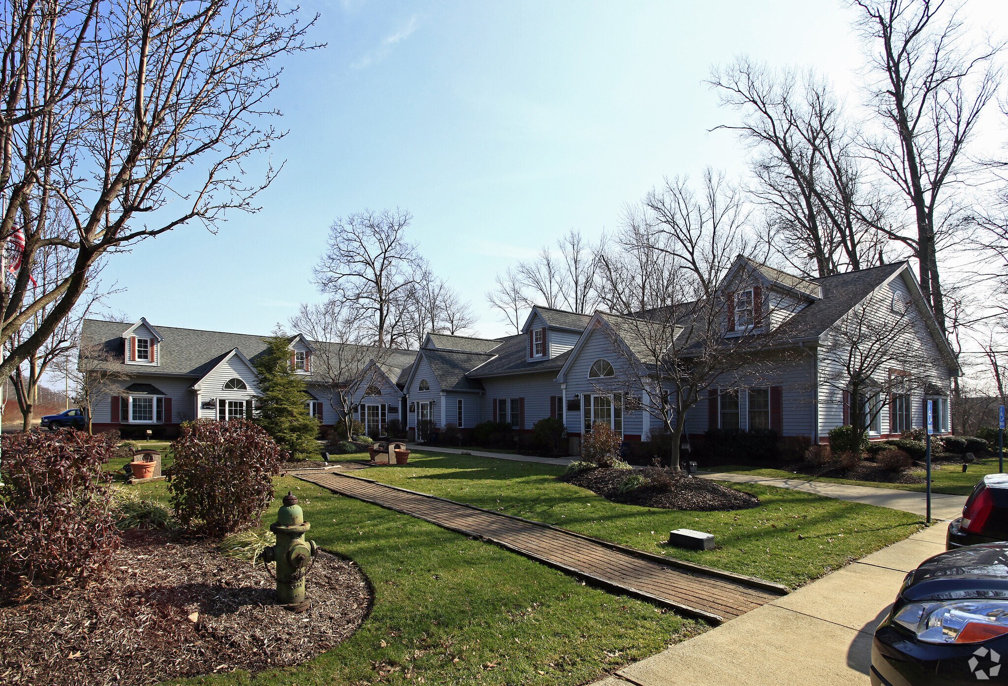 671 Columbia Rd, Westlake, OH for Rent