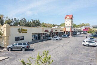 West Des Moines, IA Retail - 2900 University Ave