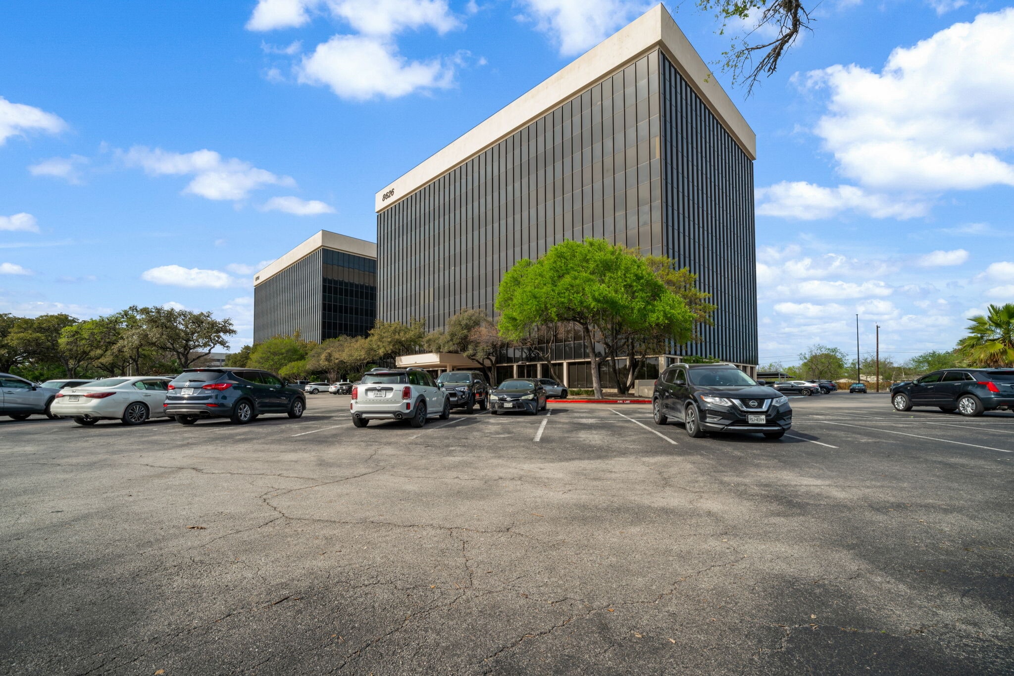 8700 Tesoro Dr, San Antonio, TX for Sale
