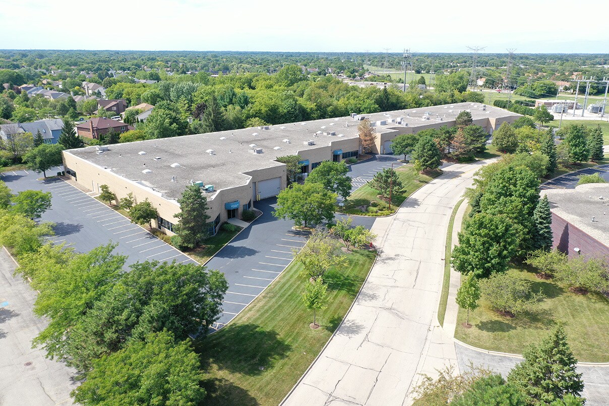 1001-1015 Commerce Ct, Buffalo Grove, IL for Rent