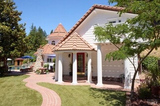 Redwood Valley, CA Residential Income - 19400 Scenic Dr