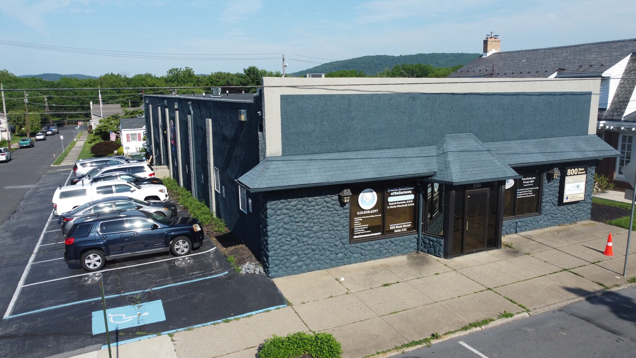 800 Main St, Hellertown, PA for Rent