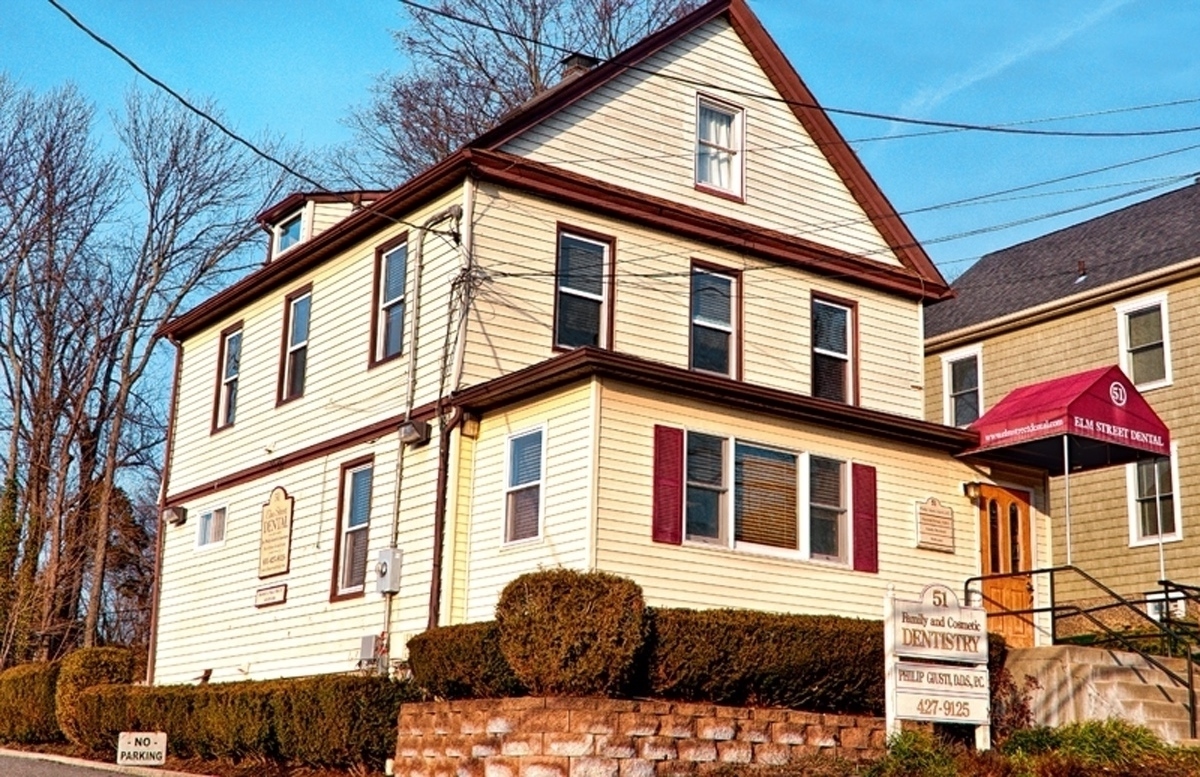 51 Elm St, Huntington, NY for Rent