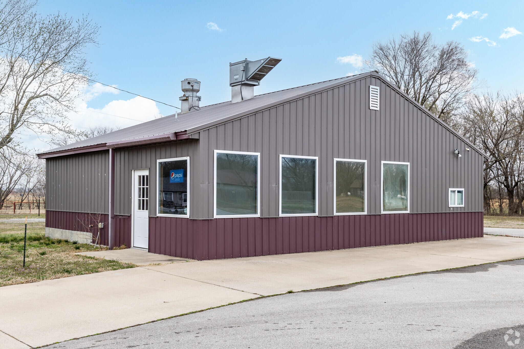 305 W Main St, Adair, OK for Sale