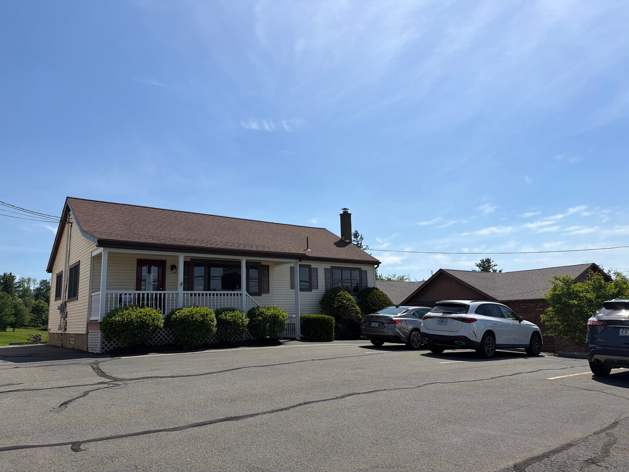 610 Hamlin Hwy, Lake Ariel, PA for Sale