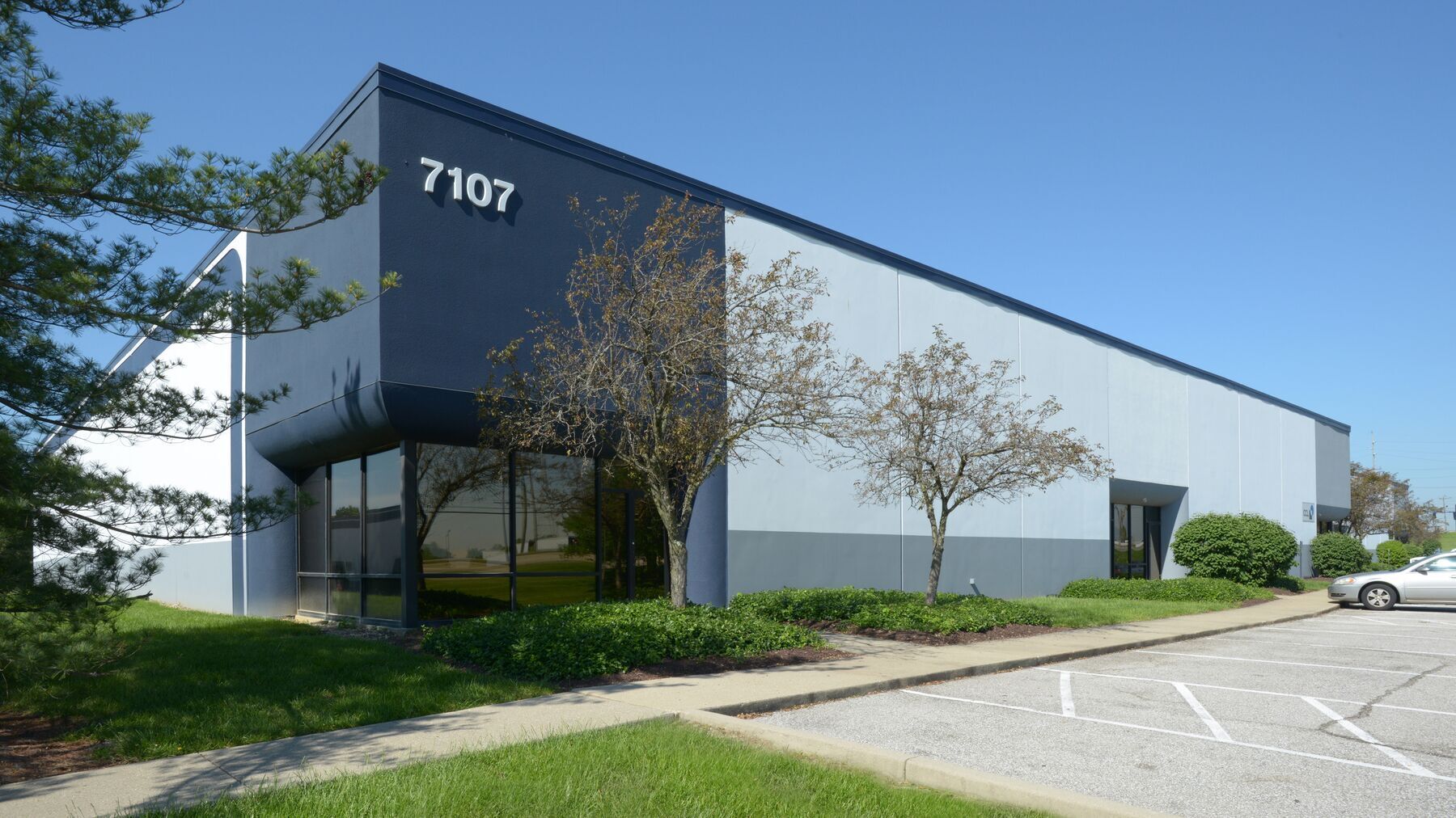 7107 Industrial Rd, Florence, KY for Rent
