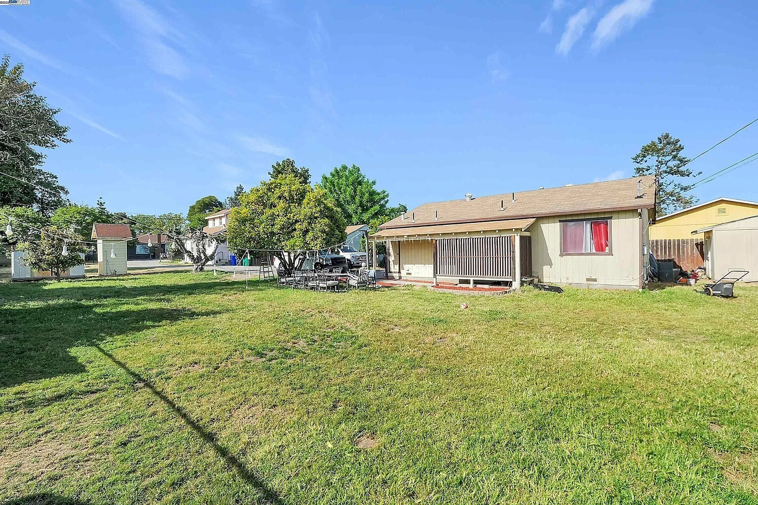 451 Hampton Rd, Hayward, CA for Sale