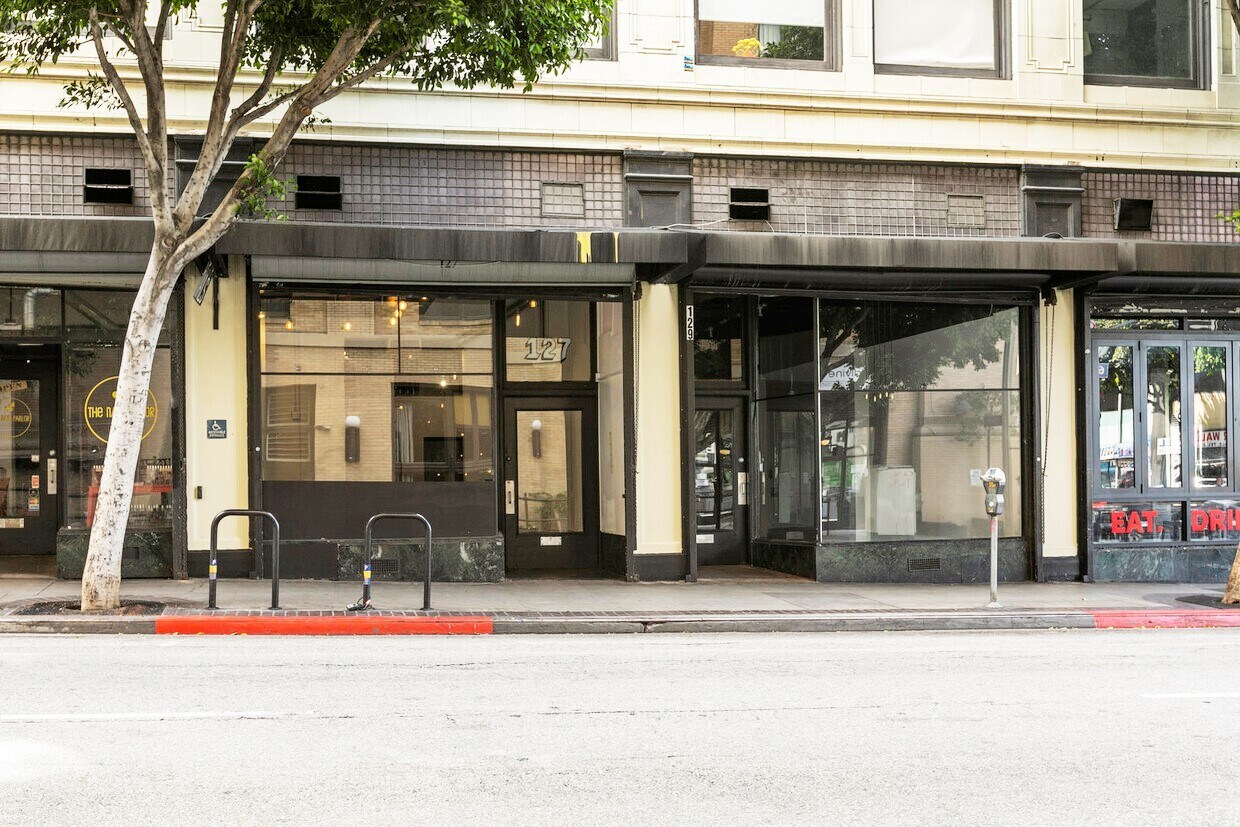 121 E 6th St, Los Angeles, CA for Rent