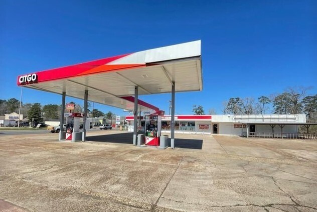 1701 S 5th St, Leesville, LA for Sale