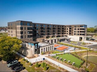 Ashwaubenon, WI Retail - 2315 San Luis Pl