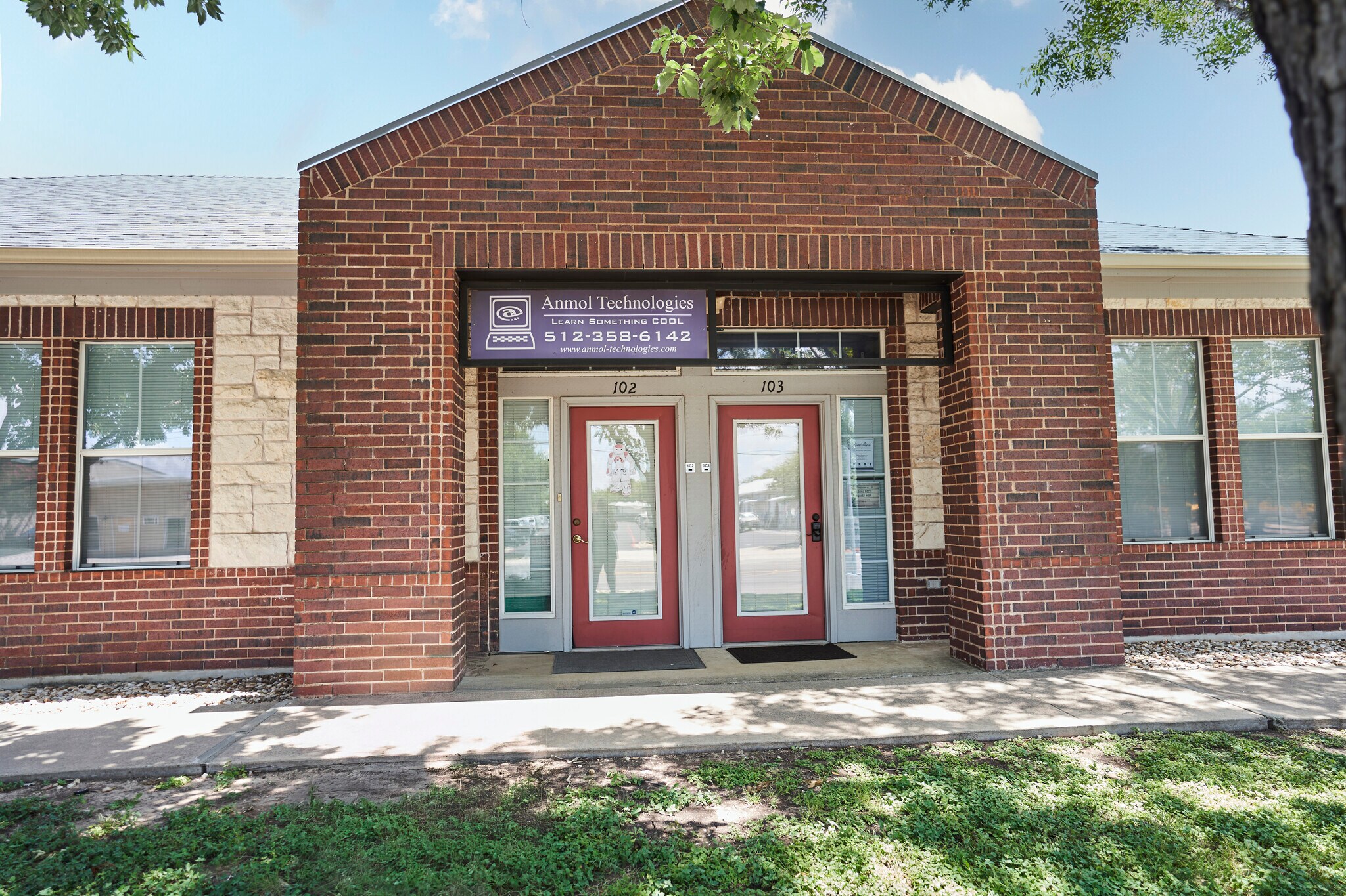 1311 Chisholm Trail Rd, Round Rock, TX for Rent
