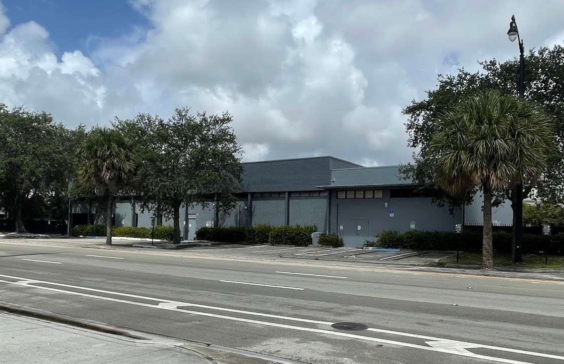 555 SE Dixie Hwy, Pompano Beach, FL for Rent