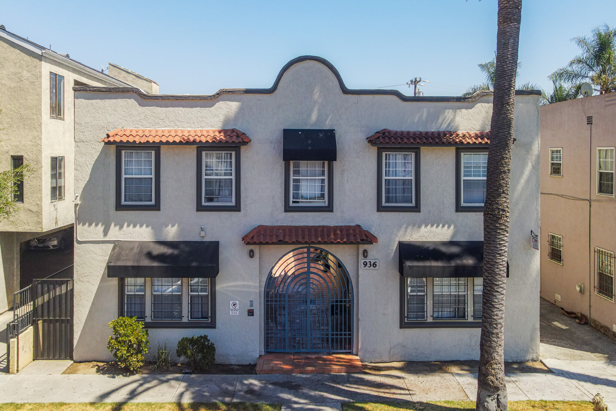 936 Olive Ave, Long Beach, CA for Sale