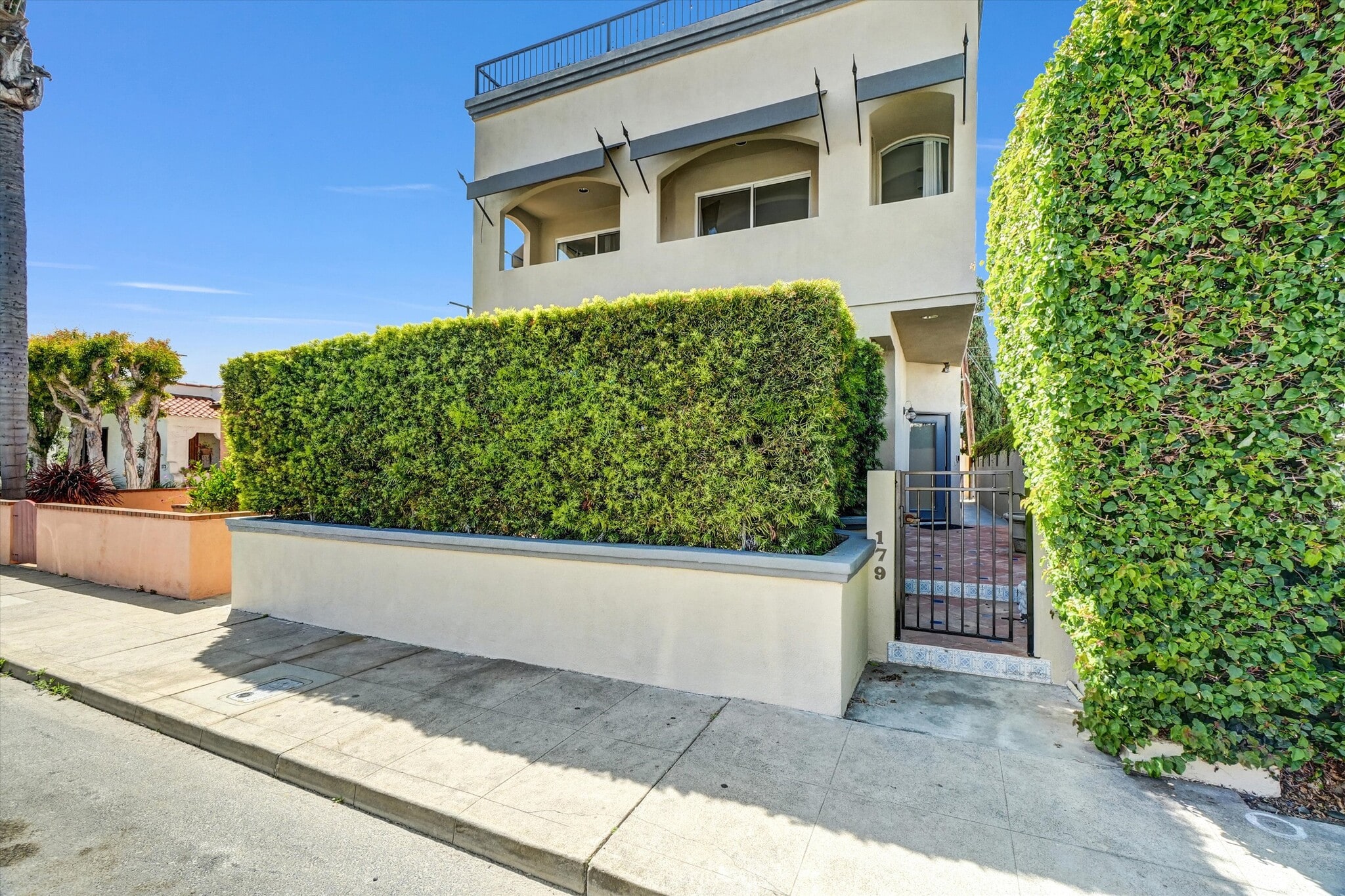 179 Pomona Ave, Long Beach, CA for Sale