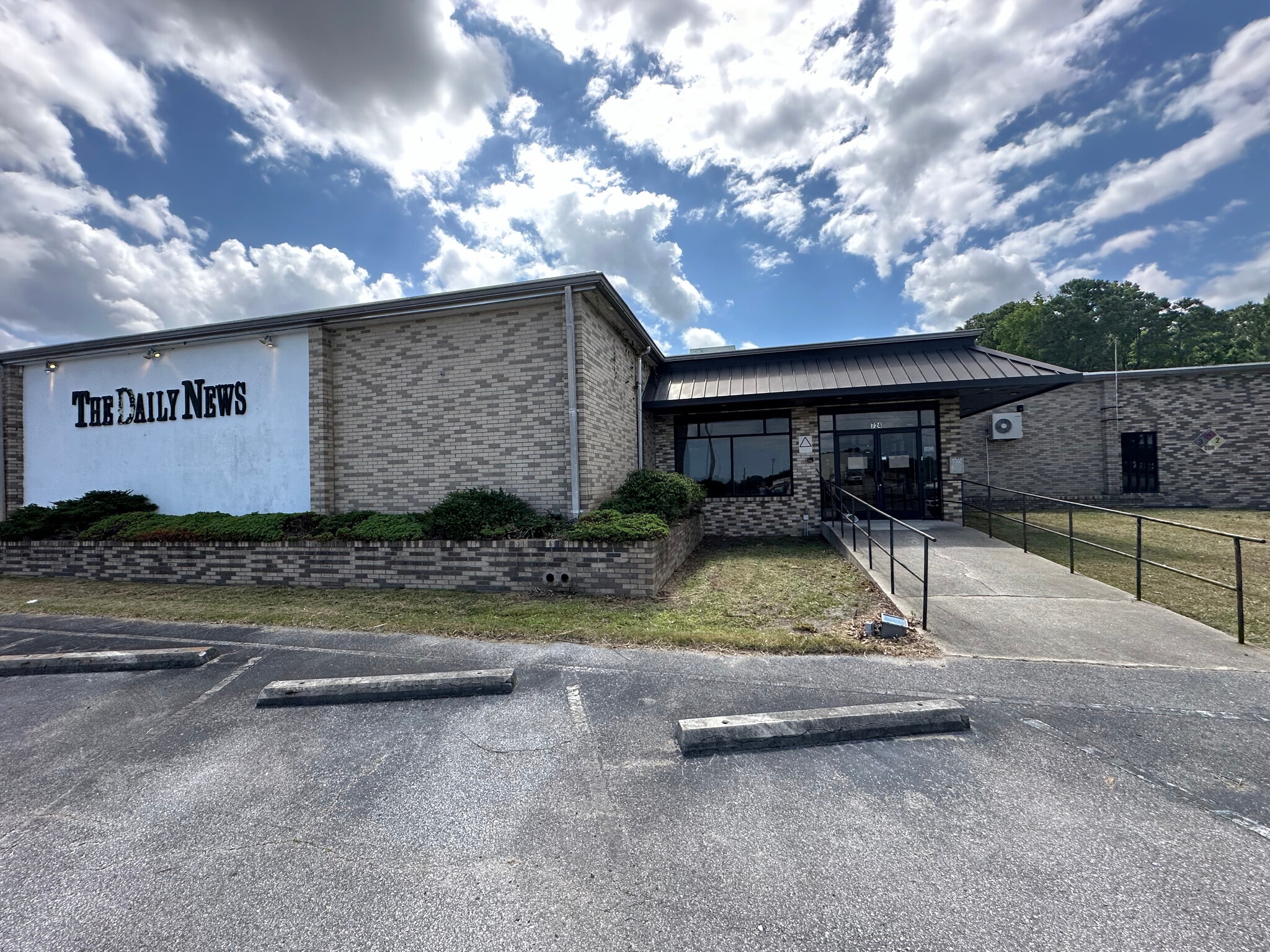 724 Bell Fork Rd, Jacksonville, NC for Sale