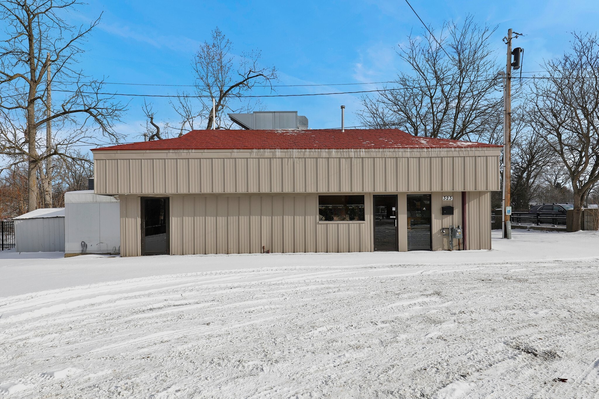 323 S Main St, Eaton Rapids, MI for Sale