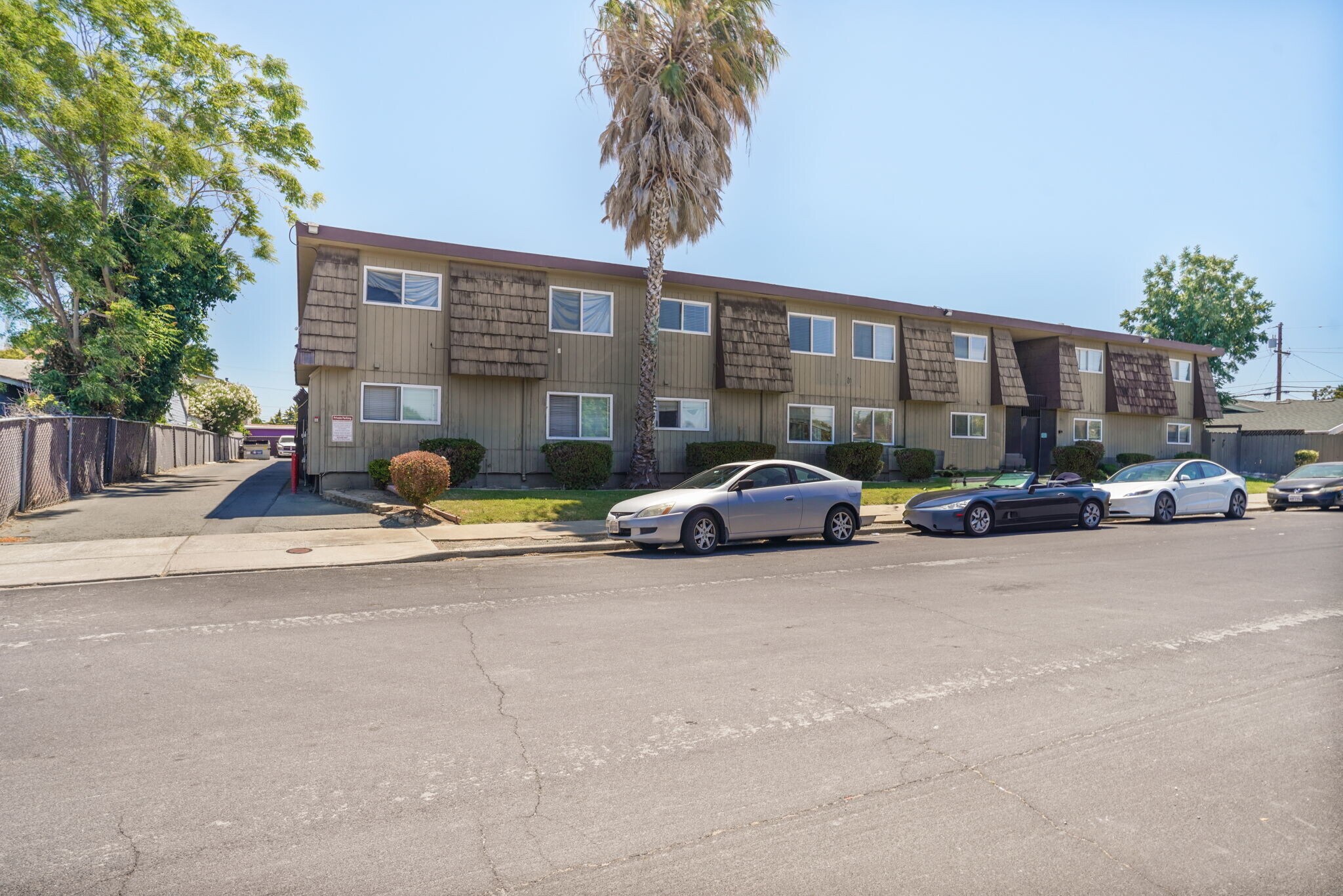 1017 H St, Antioch, CA for Sale