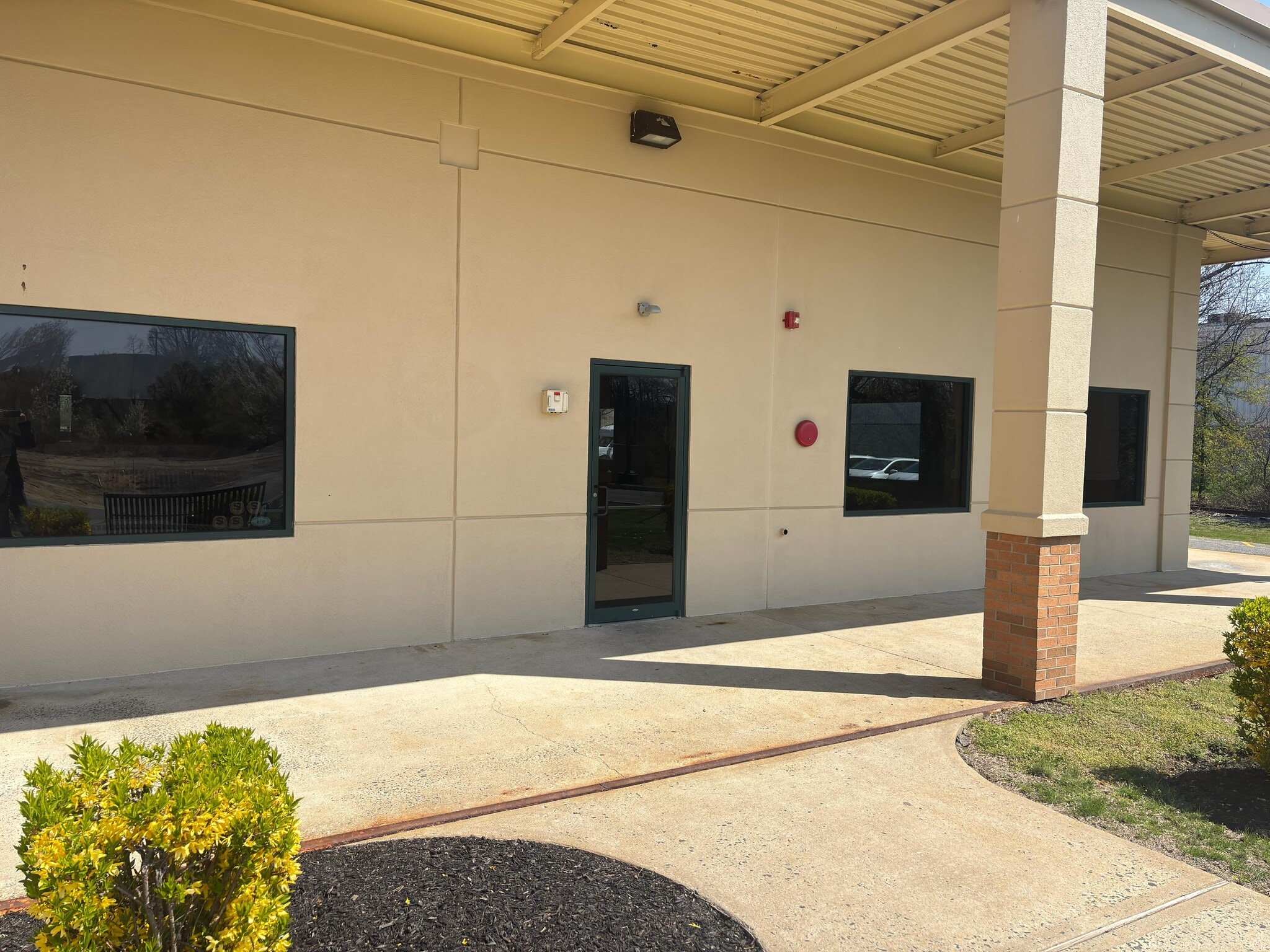 12 Stults Rd, Dayton, NJ for Rent