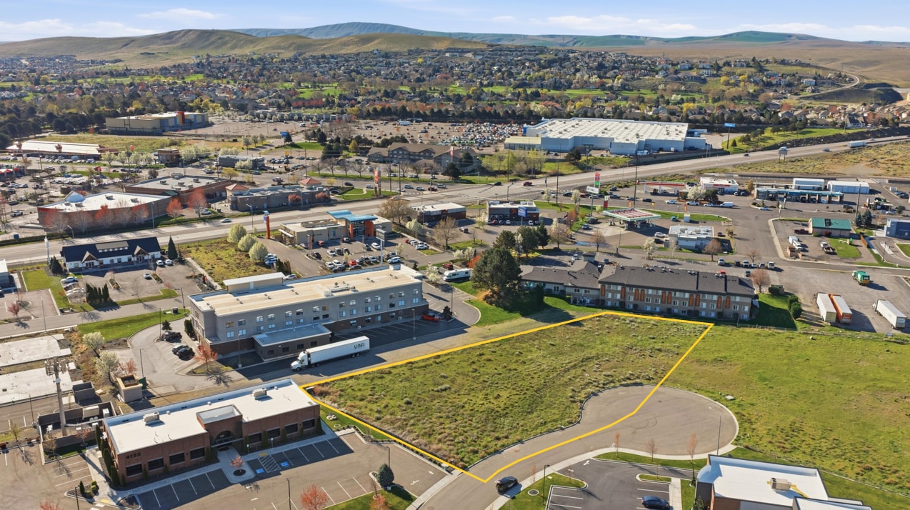 4175 W 24th Ave, Kennewick, WA for Sale