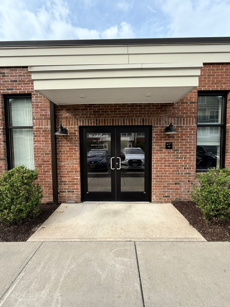 10 Julia Ln, Cold Spring, NY for Rent