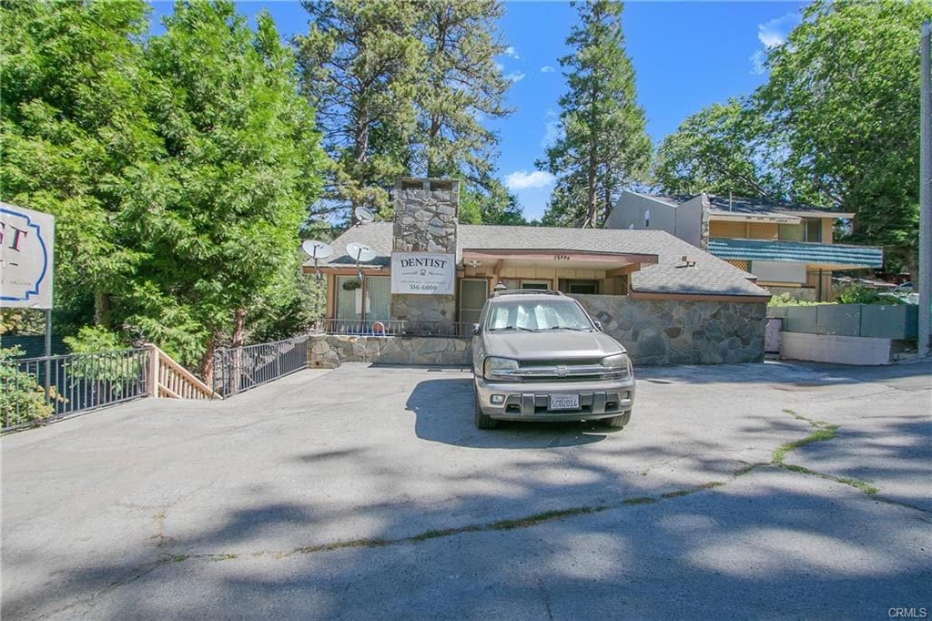 28906 Hook Creek Rd, Cedar Glen, CA for Sale