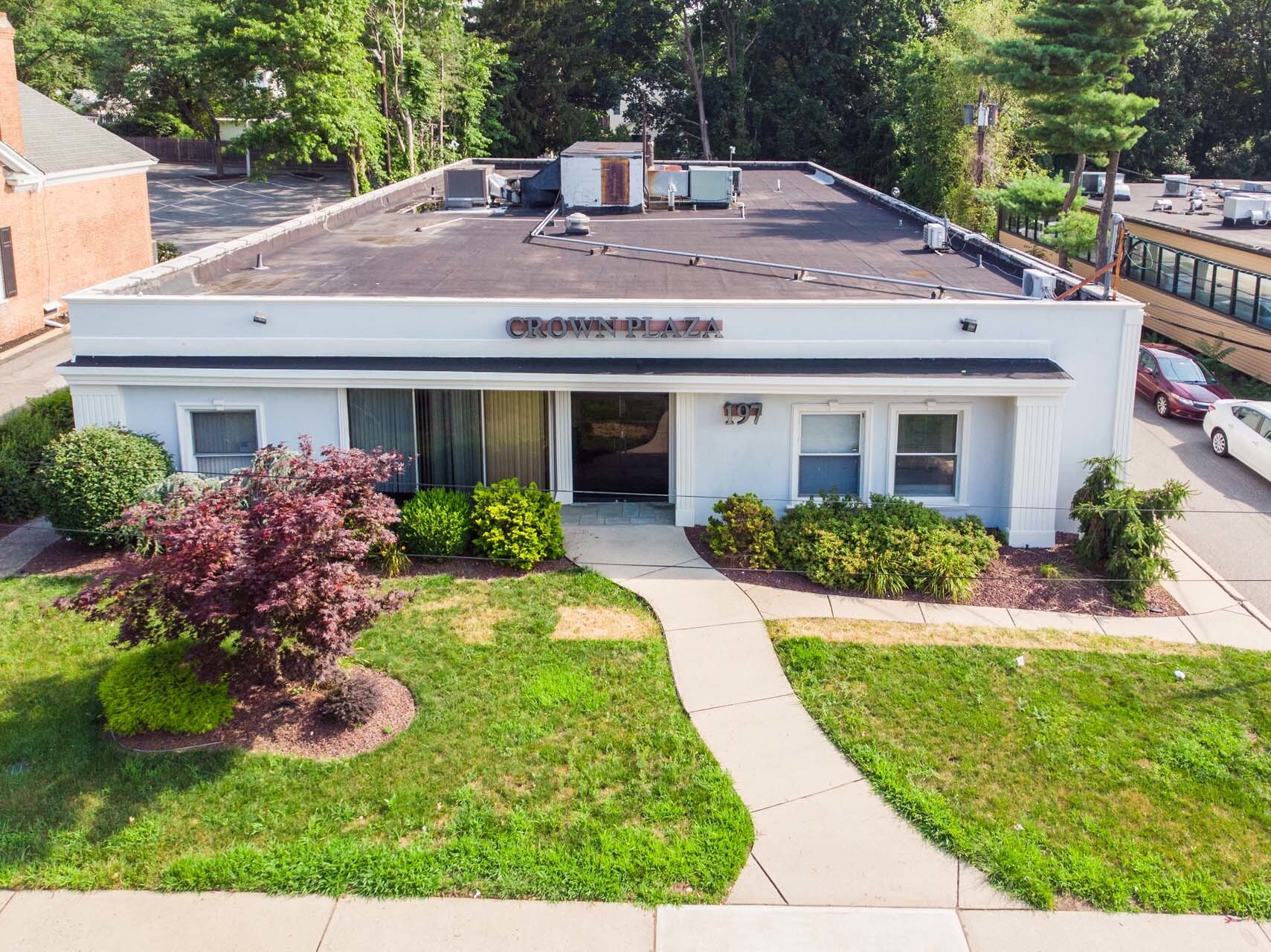 197 Cedar Ln, Teaneck, NJ for Rent