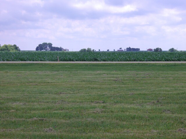 625/627 Effie Dr. Lot 5, Earlville, IL for Sale
