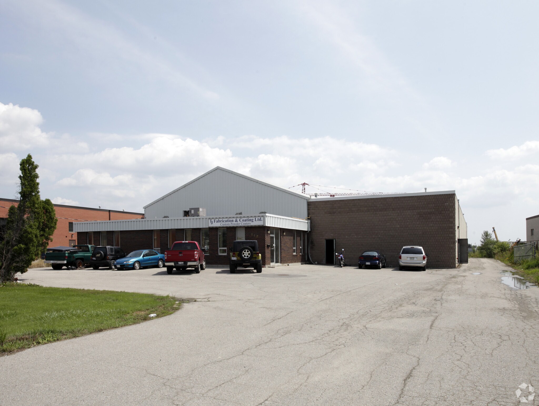 140 Healey Rd, Caledon, ON for Rent