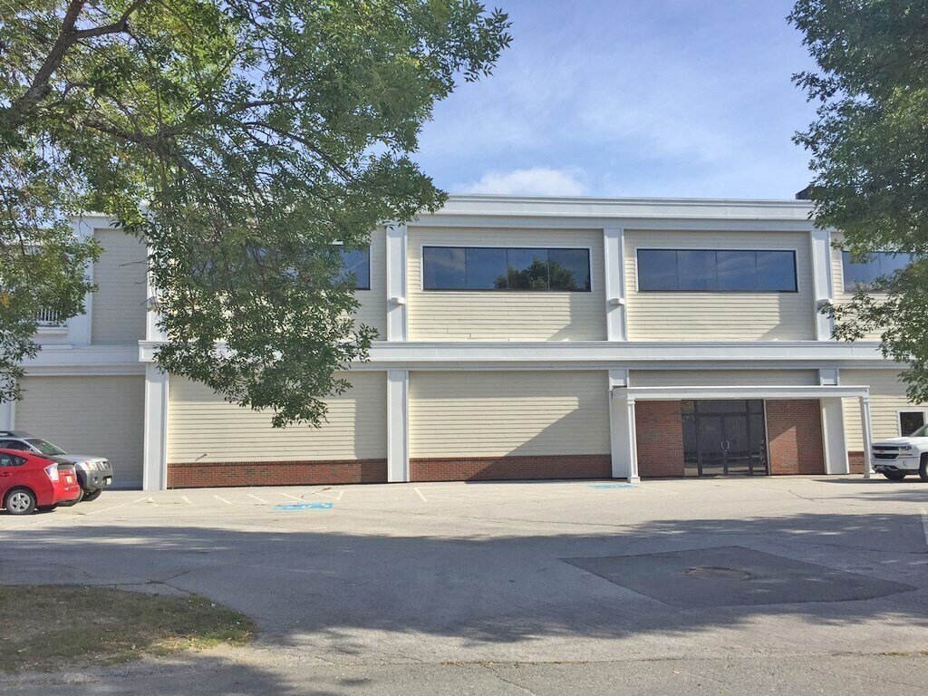 417 Main St, Bangor, ME for Rent