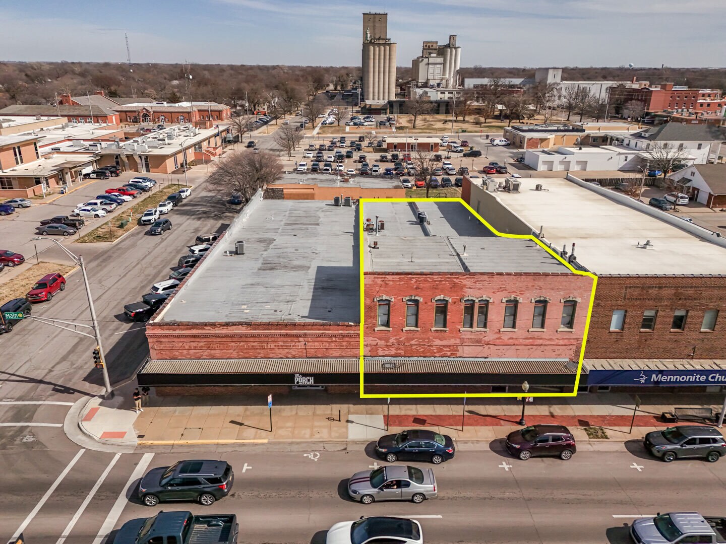 722 N Main St, Newton, KS for Sale