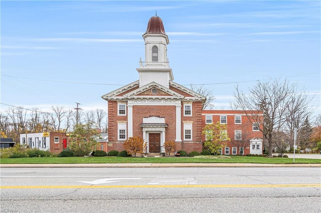 8751 Mentor Ave, Mentor, OH for Sale