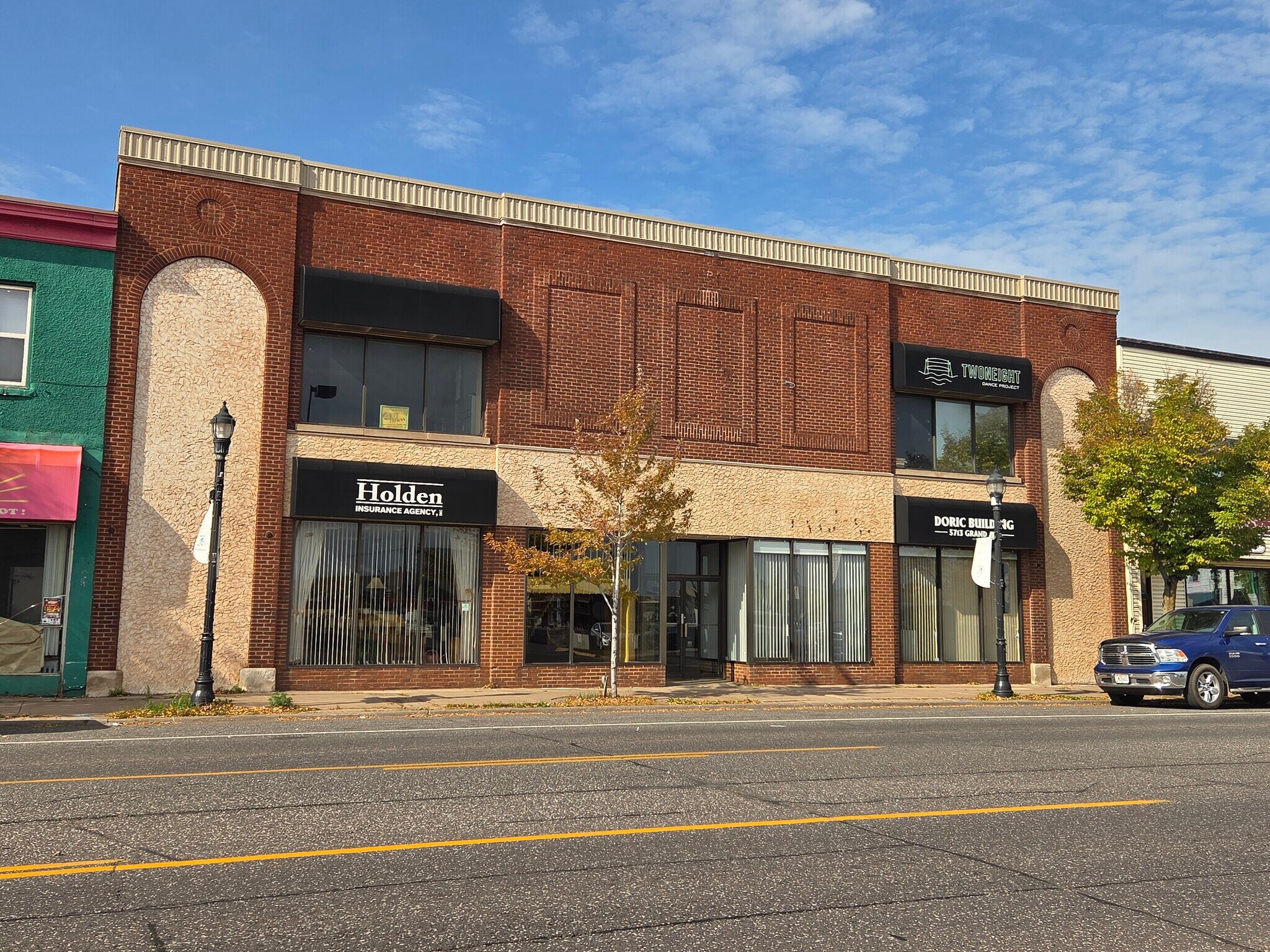 5713 Grand Ave, Duluth, MN for Rent