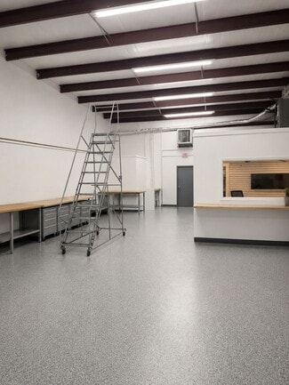 Saint Augustine, FL Flex - 425-427 SR-207