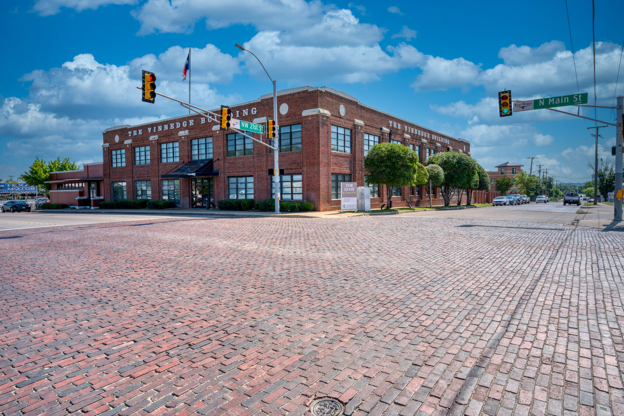 2100 N Main St, Fort Worth, TX for Rent