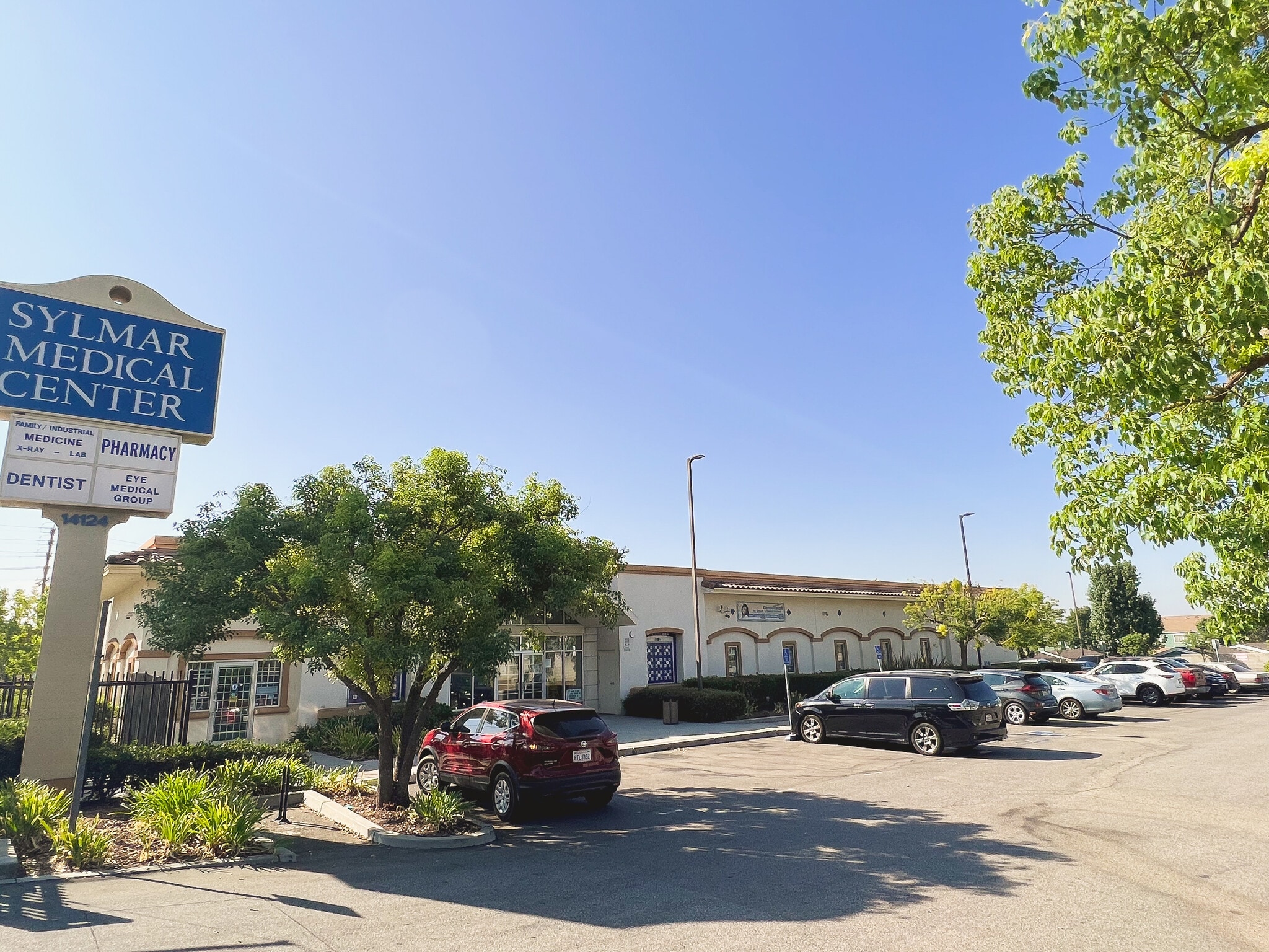 14124 Foothill Blvd, Sylmar, CA for Rent