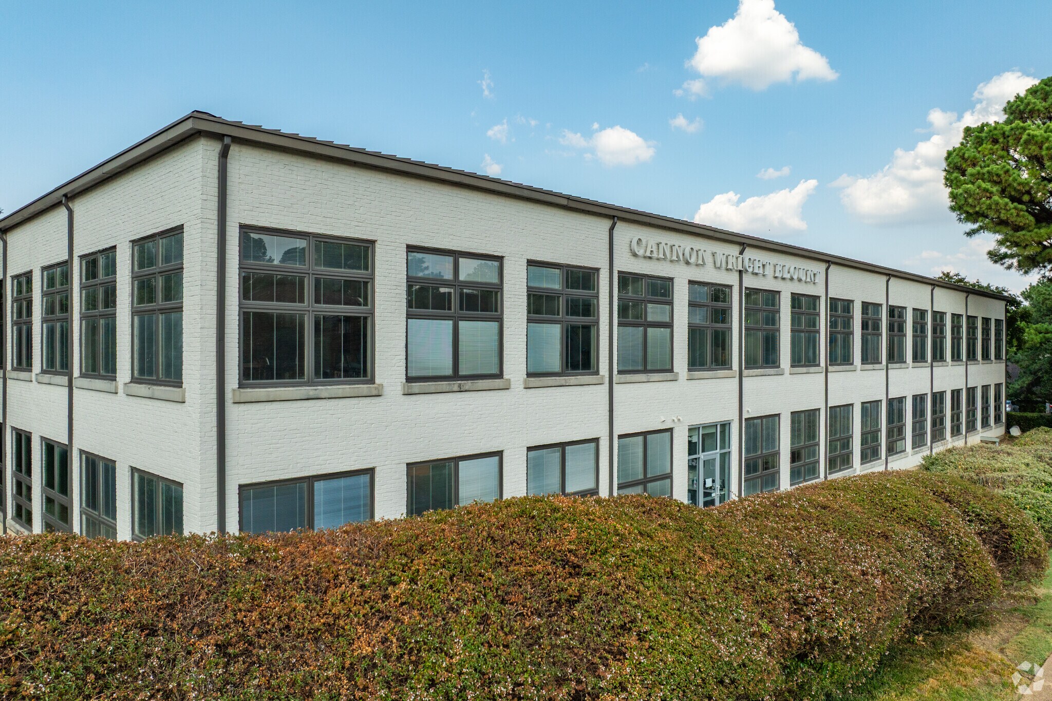 775 Ridge Lake Blvd, Memphis, TN for Rent