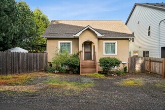 Portland, OR Residential Income - 11020 N Moore Ave