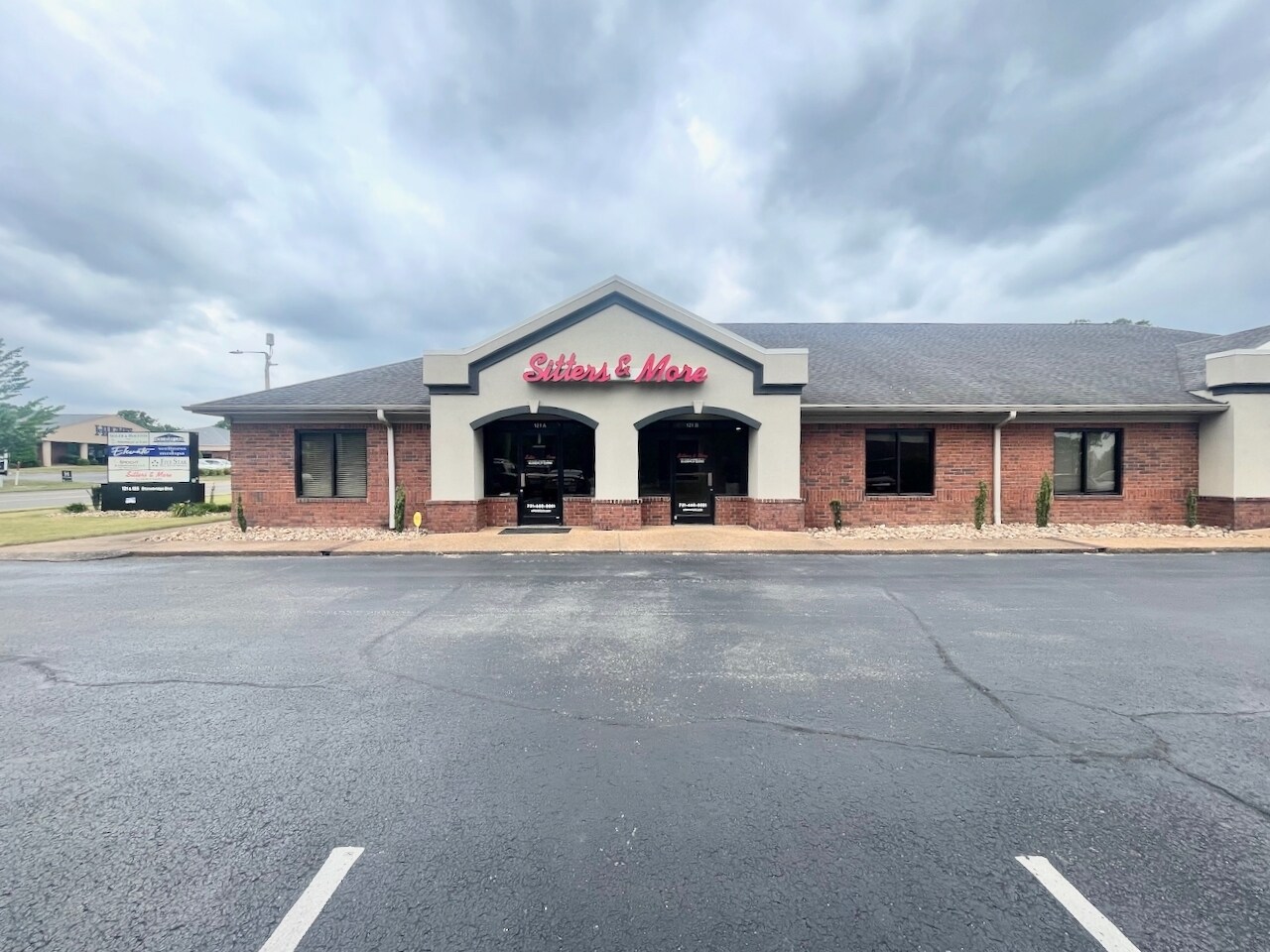 121 Stonebridge Blvd, Jackson, TN for Rent