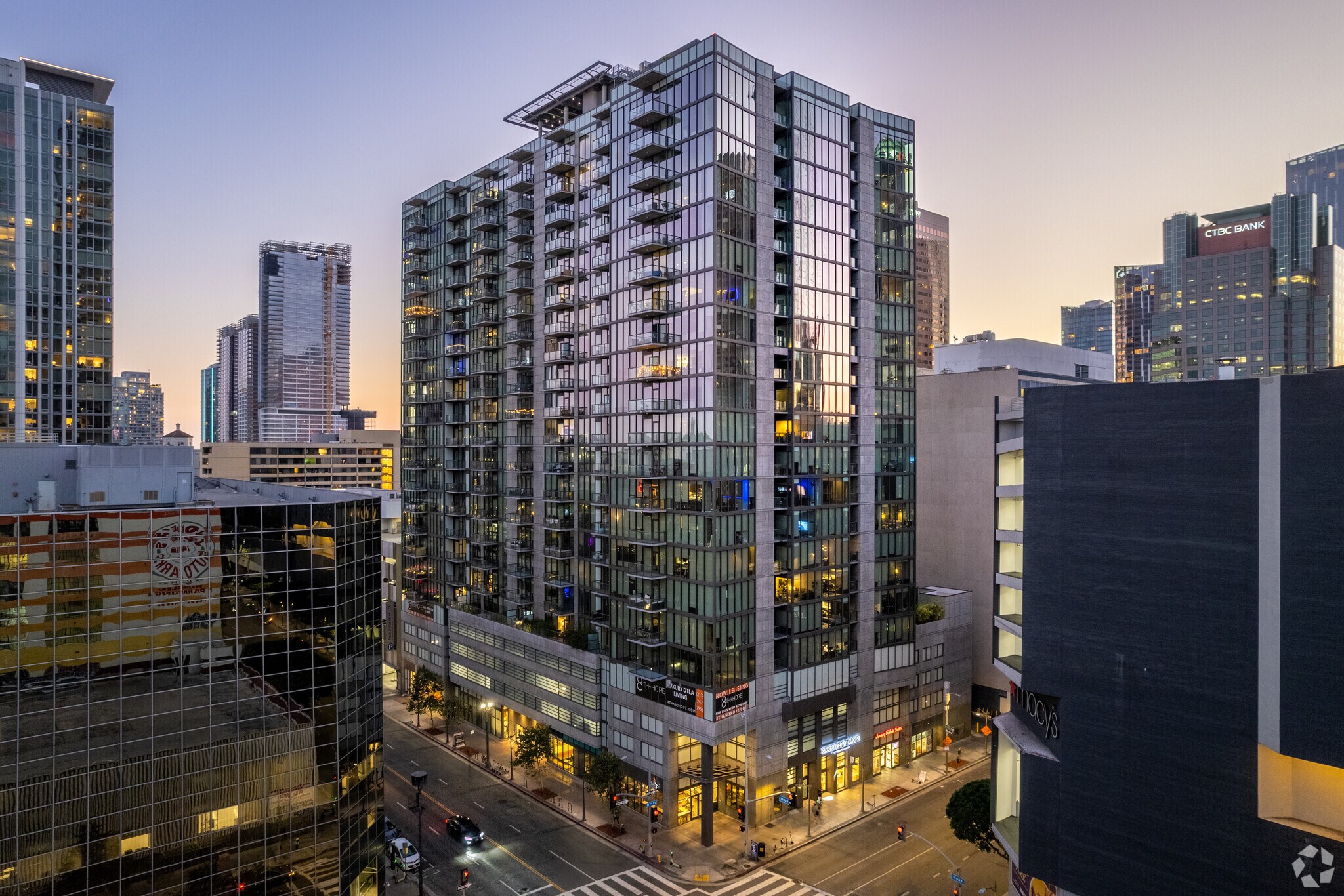 801 S Hope St, Los Angeles, CA for Rent