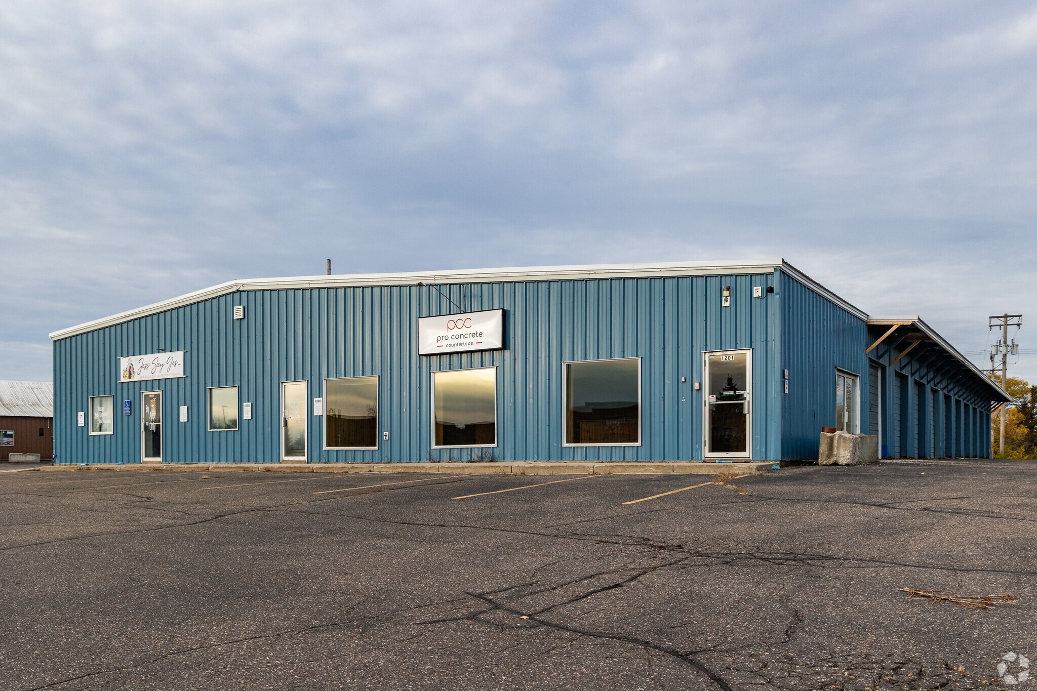 1201-1207 Highway 25 S, Monticello, MN for Rent