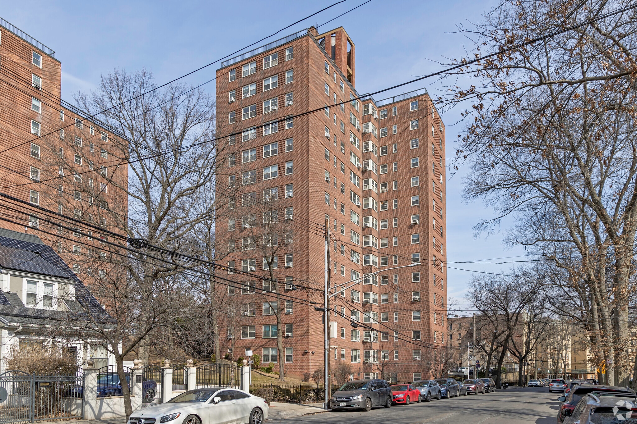 3835-3845 Sedgwick Ave, Bronx, NY for Rent