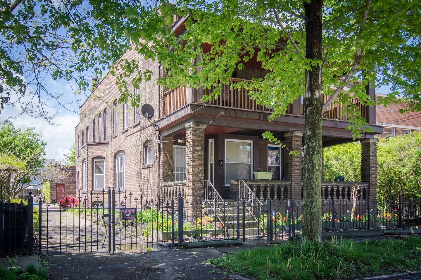 1052 E 62nd St, Cleveland, OH for Sale