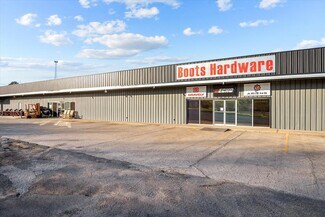 Huntington, TX Department Store - 101 S US Highway 69