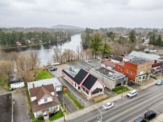Rawdon, QC Supermarket - 3670 Rue Queen