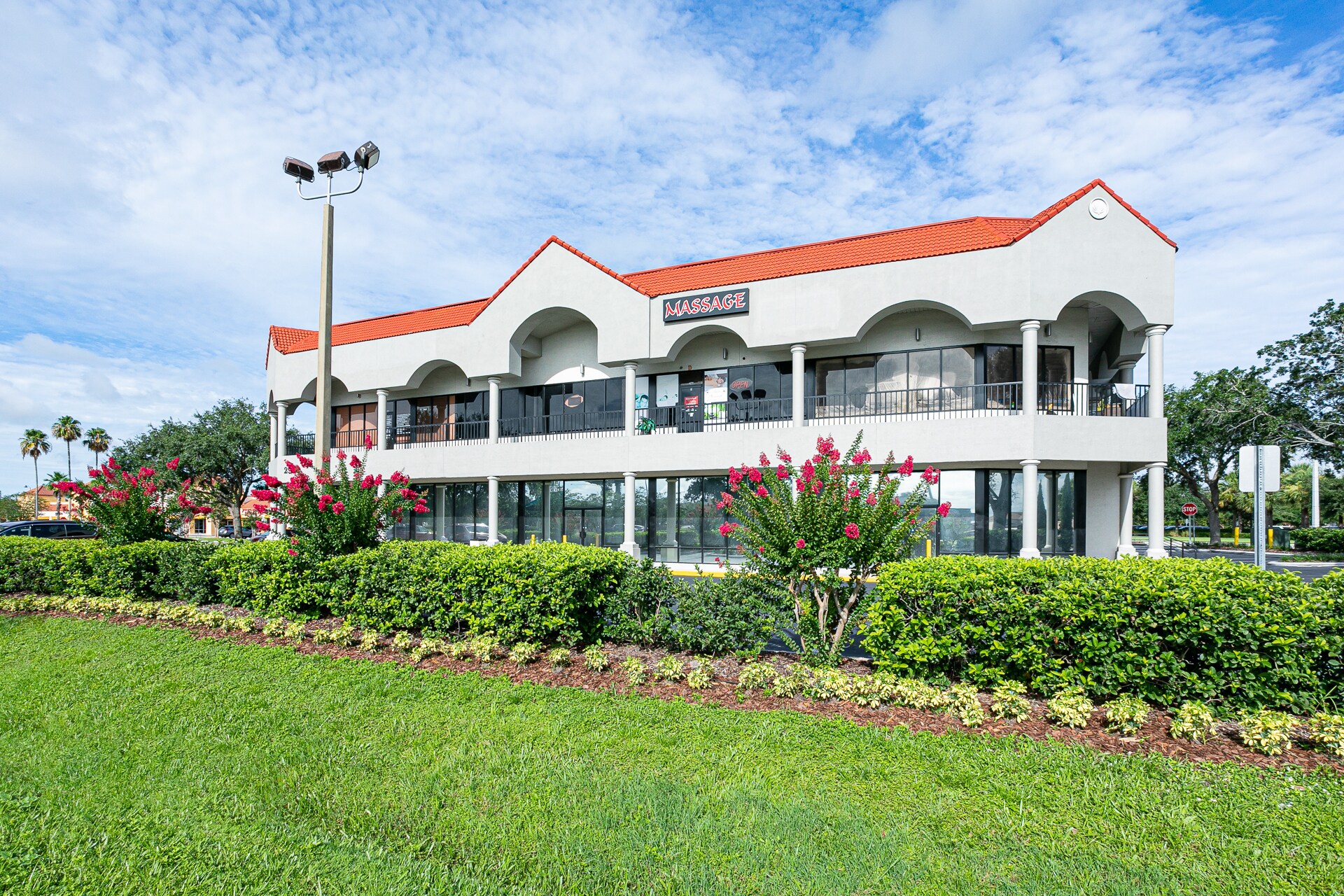 2956-2960 Vineland Rd, Kissimmee, FL for Rent